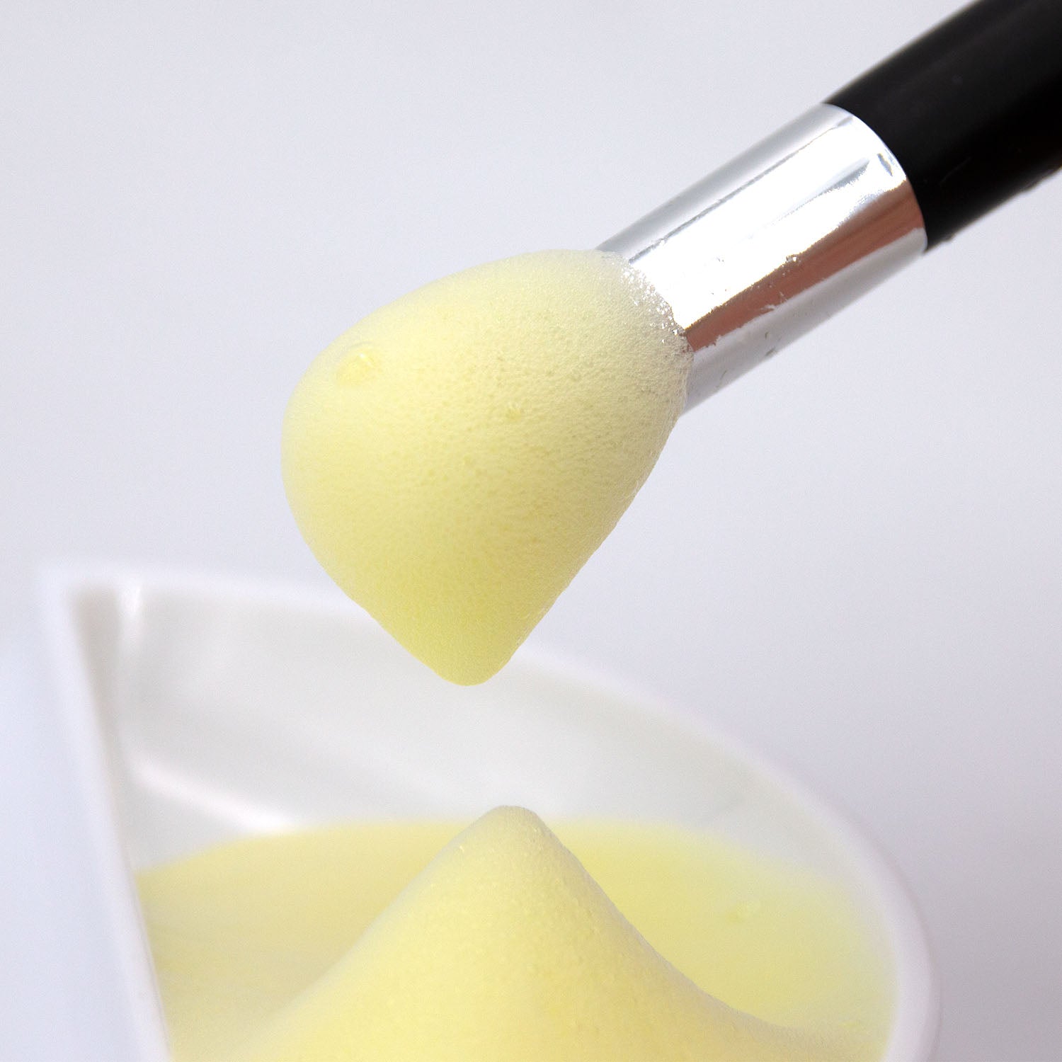 Eyelash Extension Shampoo + Brush/Eyelid & Eyebrows Foaming Cleanser