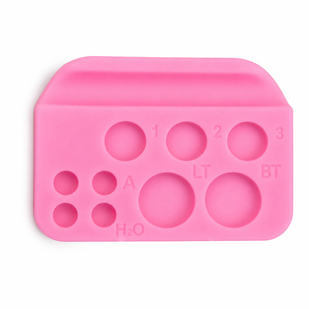 YSEN’S pink silicone lash lift mixing palette with multiple wells and built-in brush rest